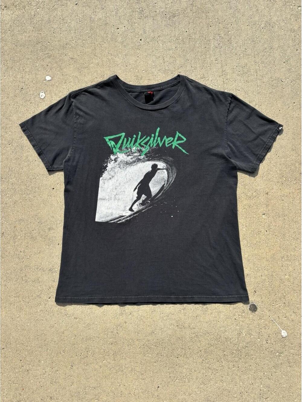Quiksilver Surfer graphic T Shirt Sunfaded Black distressed
